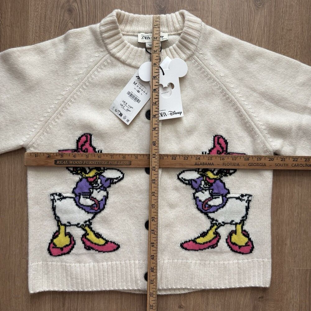 NWT Zara Harry Lambert Disney Daisy Duck Wool Blend Cardigan Sweater M Cream - Picture 9 of 9